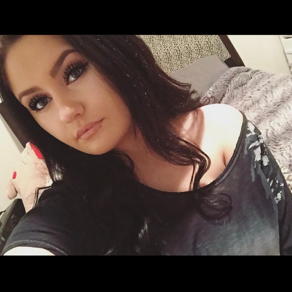 Meet your Posher, Shelby